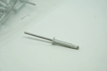 Pièce d'origine Rivets de fixation 70 pièces pour Renault 7711430324