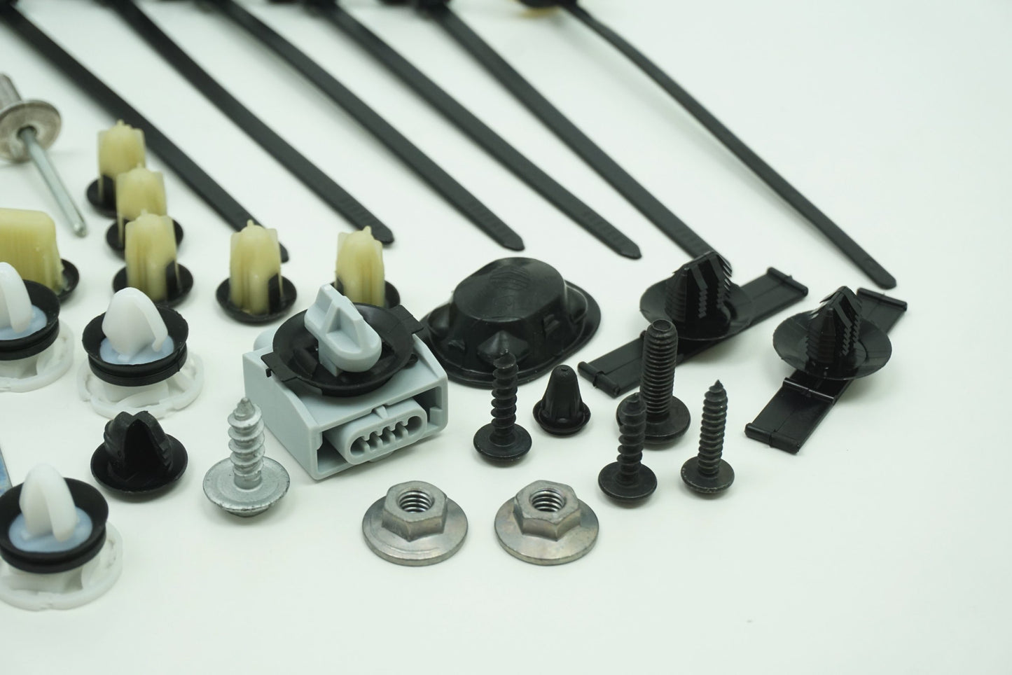 Pièce d'origine Kit de réparation de porte pour Renault Zoe 800999501R