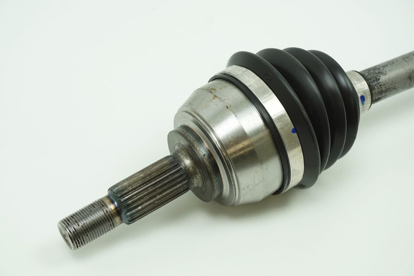 Pièce d'origine Cardan avant gauche pour Renault Kangoo II Mercedes Citan 391012403R