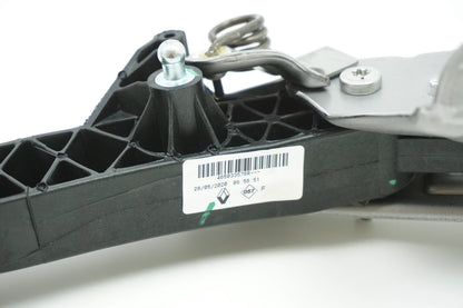 Pièce d'origine Pédale d'embrayage pour Renault Kangoo II 465033576R