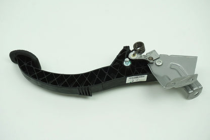 Pièce d'origine Pédale d'embrayage pour Renault Kangoo II 465033576R