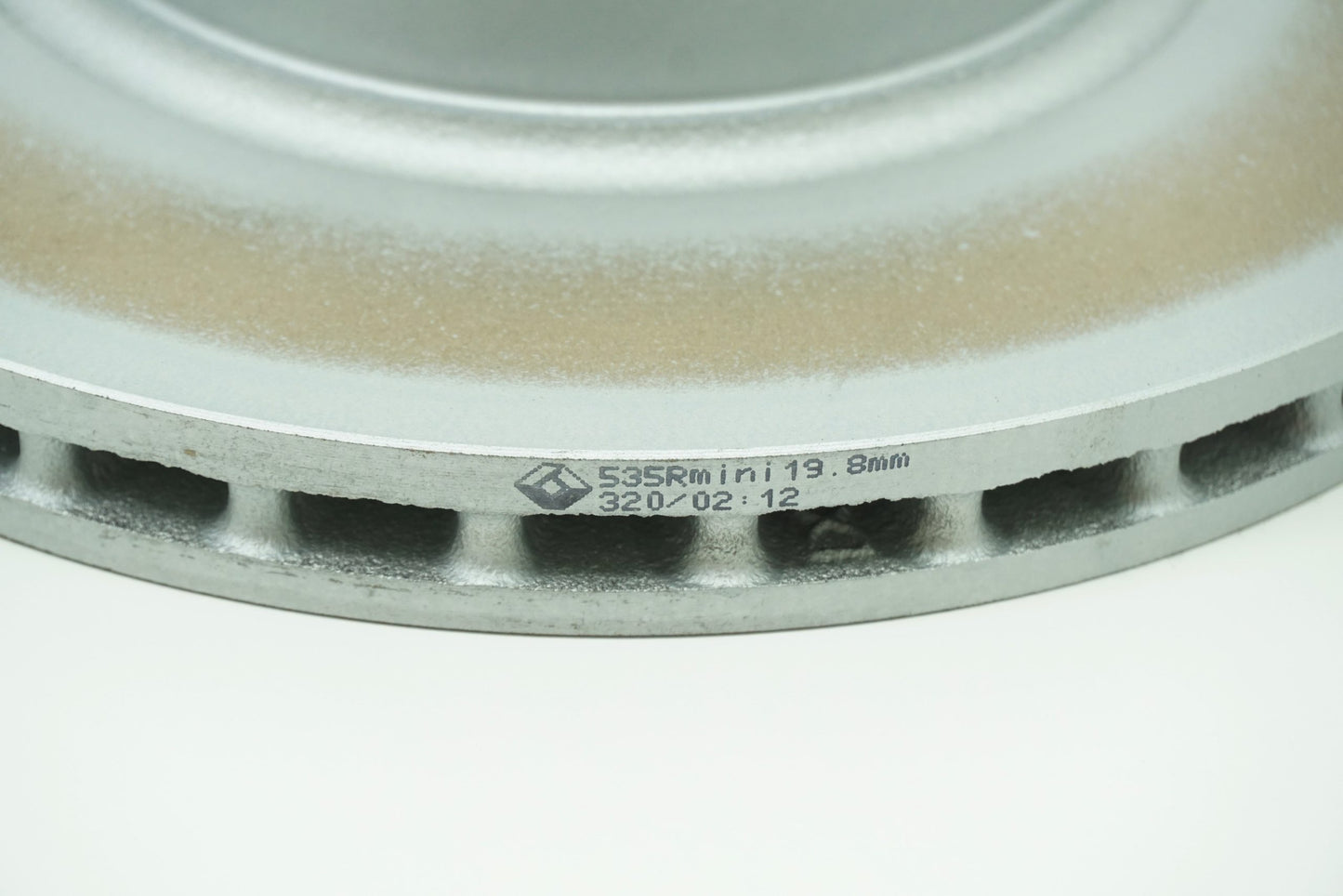 Pièce d'origine Disques de frein avant pour Renault Clio IV 402067615R
