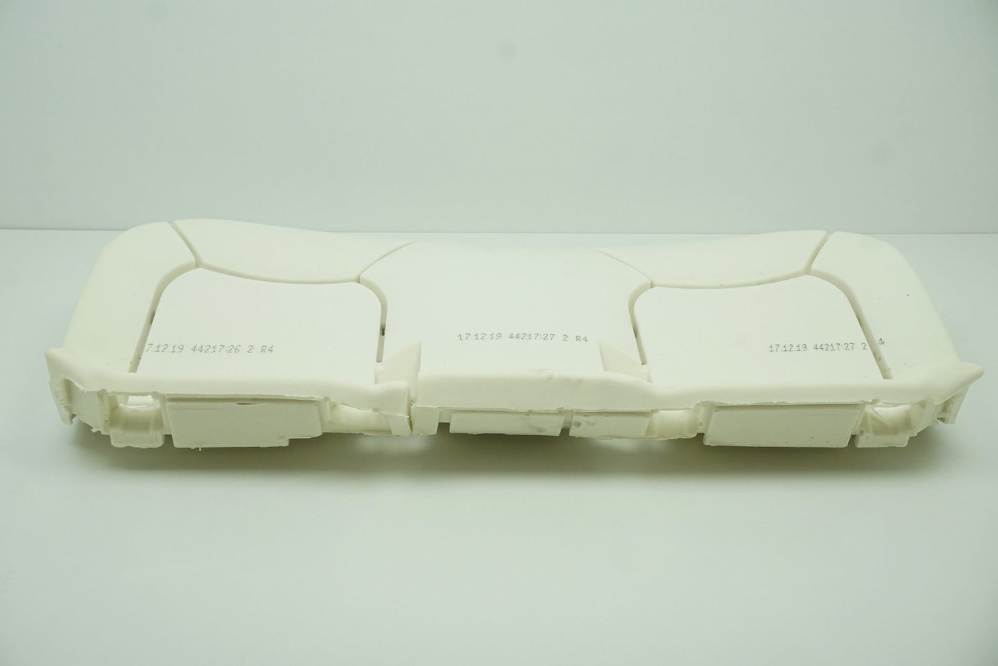Pièce d'origine Mousse d'assise de banquette arrière pour Renault Clio IV 883057789R