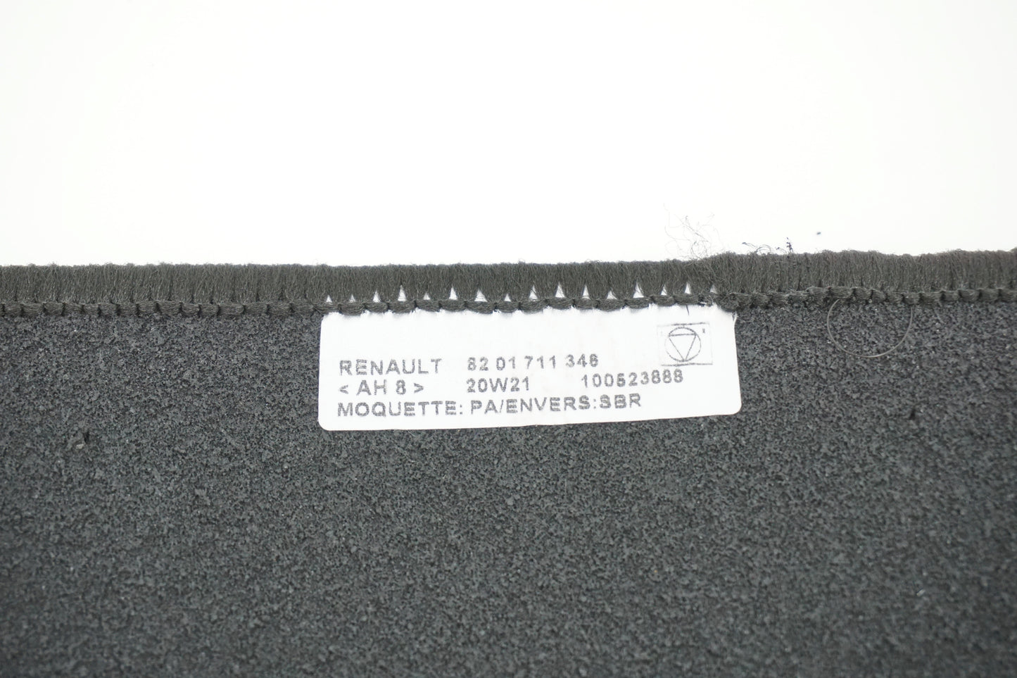 Pièce d'origine Tapis de sol 2 pièces pour Renault Clio IV 8201711346
