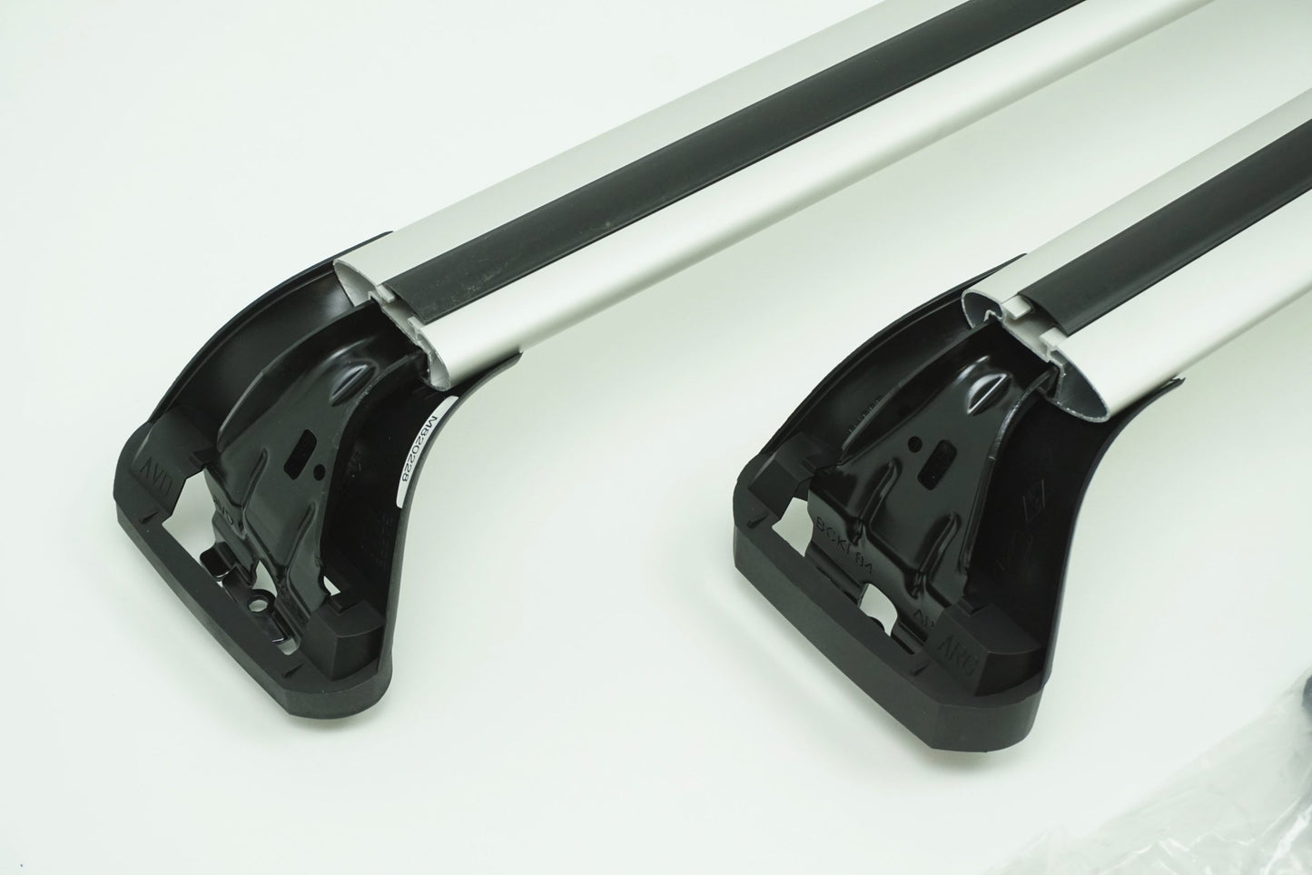 Pièce d'origine Barres de toit transversales pour Renault Mégane II 7711225009