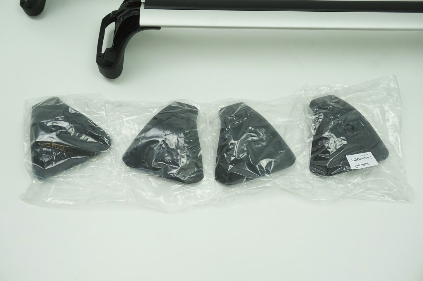 Pièce d'origine Barres de toit transversales pour Renault Mégane II 7711225009