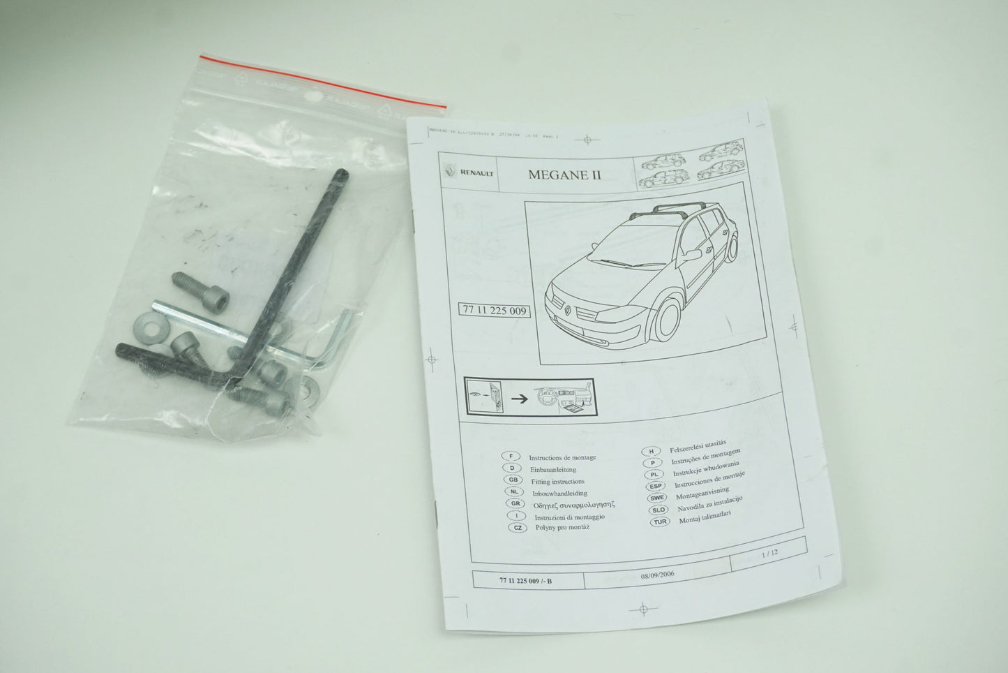 Pièce d'origine Barres de toit transversales pour Renault Mégane II 7711225009