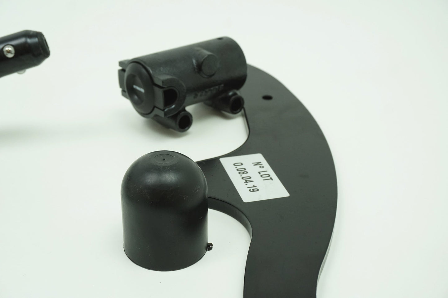Pièce d'origine Attelage complet pour Renault Clio IV 8201370932