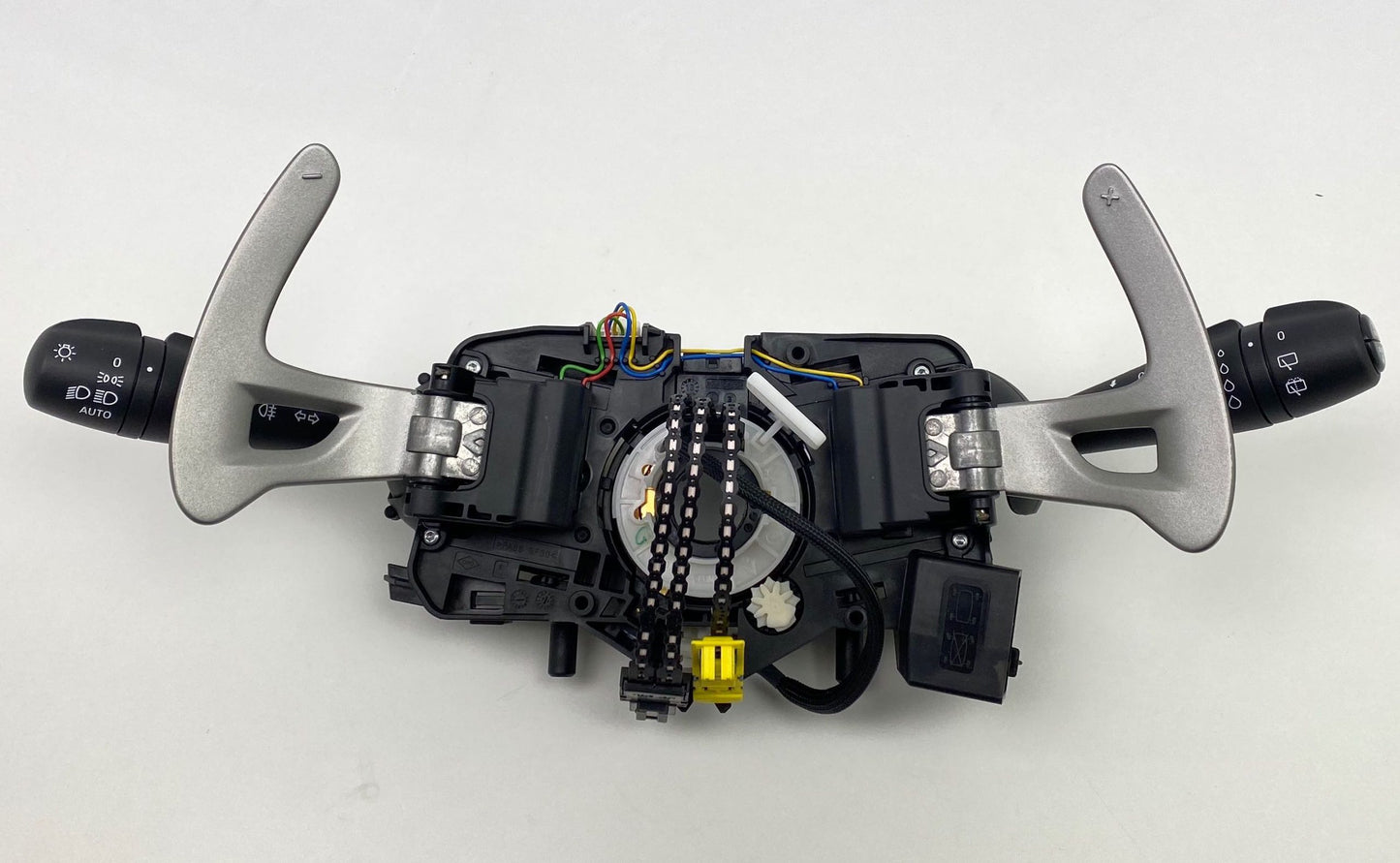 Pièce d'origine Commodo de colonne de direction avec contacteur tournant pour Renault Clio IV RS GT 255675490R