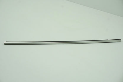 Pièce d'origine Baguette chromée avant gauche pour Renault Megane III 808216031R