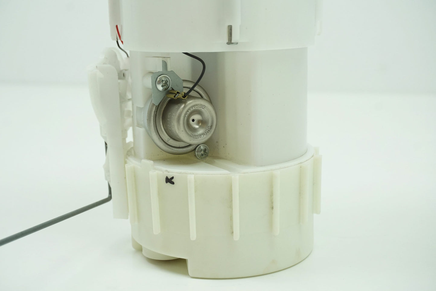 Pièce d'origine Pompe à carburant pour Renault Vel Satis 2.0 16V 8200683180
