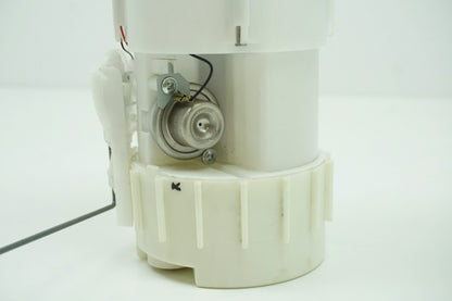 Pièce d'origine Pompe à carburant pour Renault Vel Satis 2.0 16V 8200683180