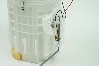 Pièce d'origine Pompe à carburant pour Renault Espace IV 8200037995