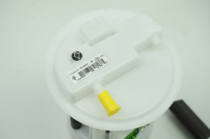 Pièce d'origine Pompe à carburant pour Renault Clio IV Captur 172027628R