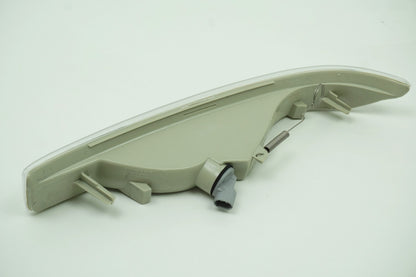 Pièce d'origine Clignotant droit pour Renault Master II 7700352108