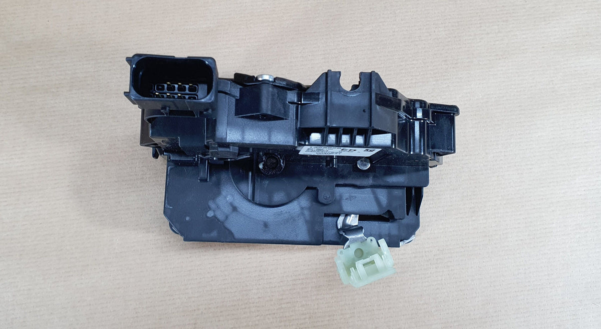 Serrure de porte pour Opel Corsa D — 13258267 — vue 2
