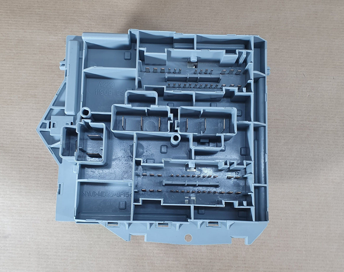 Boîtier de fusibles d’origine pour Fiat Ducato 2.3 — 1388593080 — vue 2