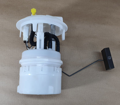 Module de pompe à carburant pour Citroën C4 / C5 / Peugeot 307 1.4 16V — 1525.Q4 — vue 2