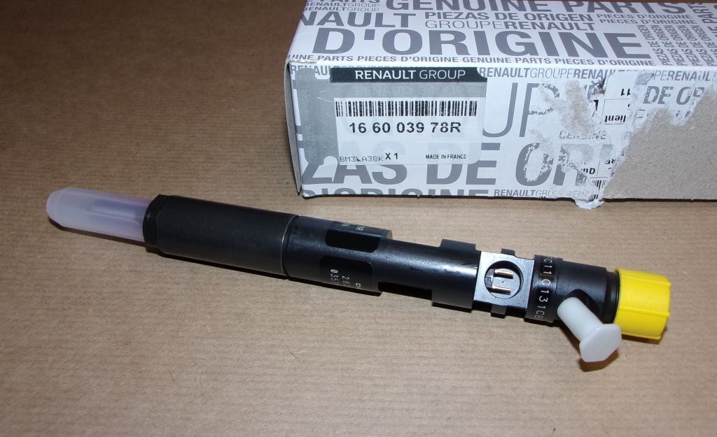 Injecteur d’origine Renault — 1.5DCI 65/82 ch 1 pièce — 166003978R — photographie de la pièce