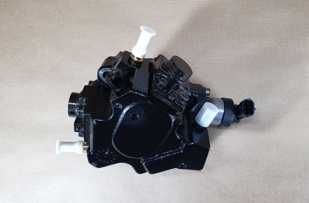Pompe d’injection d’origine pour Renault Trafic III 1.6dCi — 167008960R — vue 2