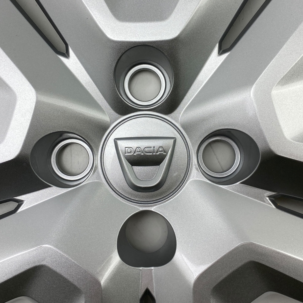 Pièce d'origine Enjoliveur de roue 16 pouces pour Dacia Sandero III 403156136R