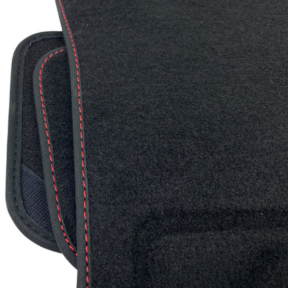 Pièce d'origine Tapis de sol Premium Sport pour Renault Clio IV 8201657950