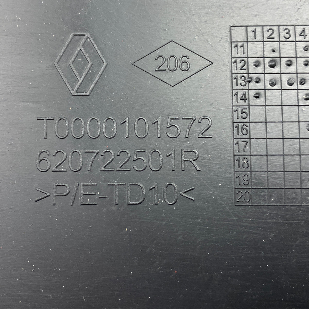 Pièce d'origine Lame de pare-chocs avant pour Renault Scenic III 620722501R
