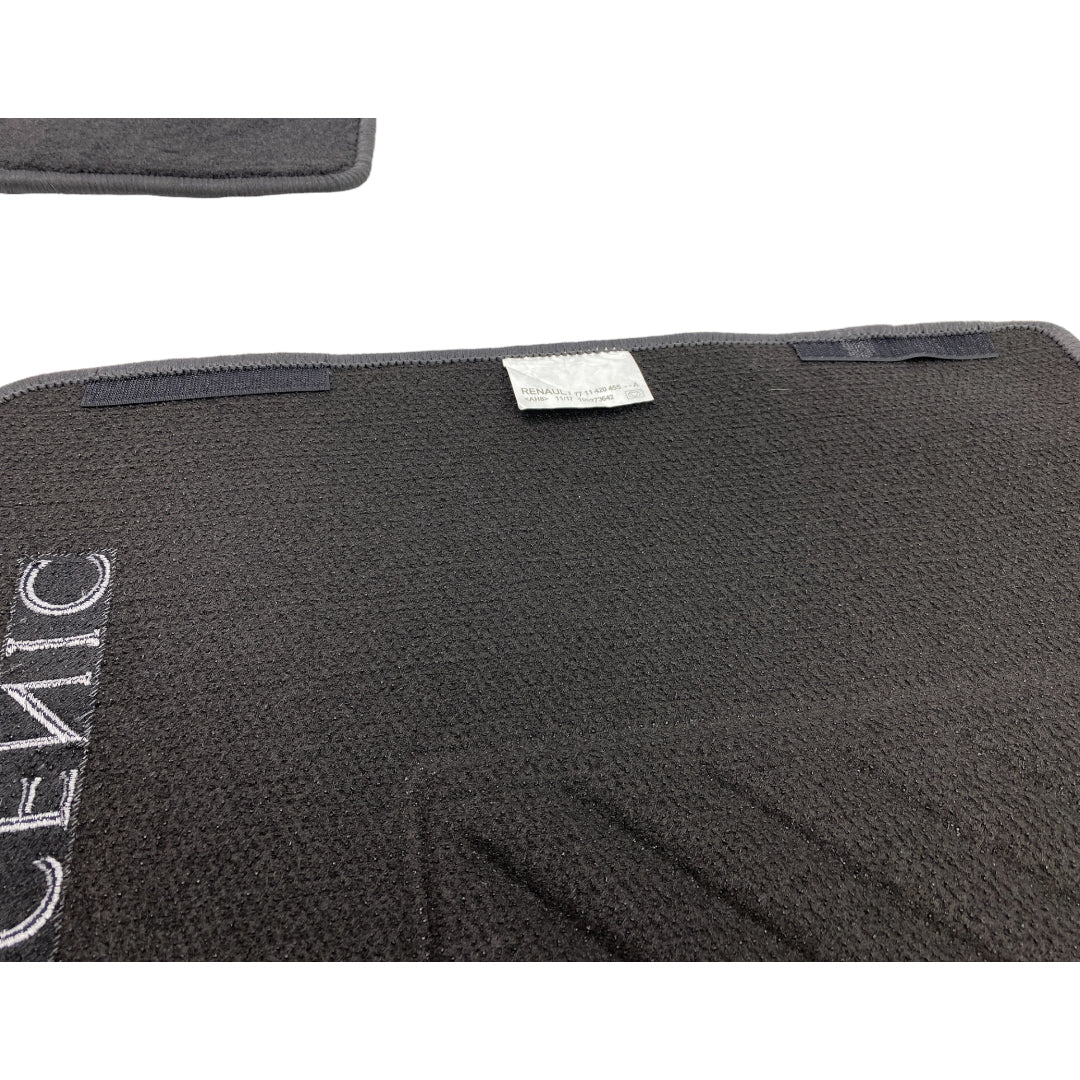 Pièce d'origine Tapis de sol en velours Expression pour Renault Scenic II 7711420455