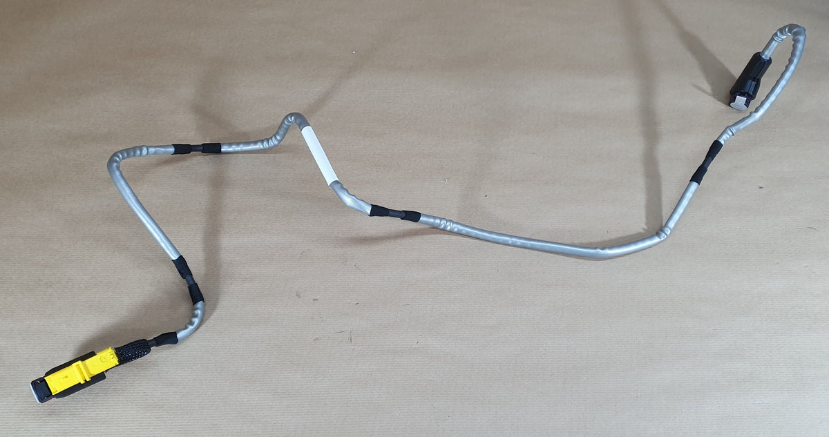 Conduite AdBlue d’origine pour Renault Trafic III 2.0dCi — 204208801R — vue 3