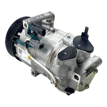 Pièce d'origine Compresseur de climatisation pour Renault Clio V 1.0 TCe 926004423R