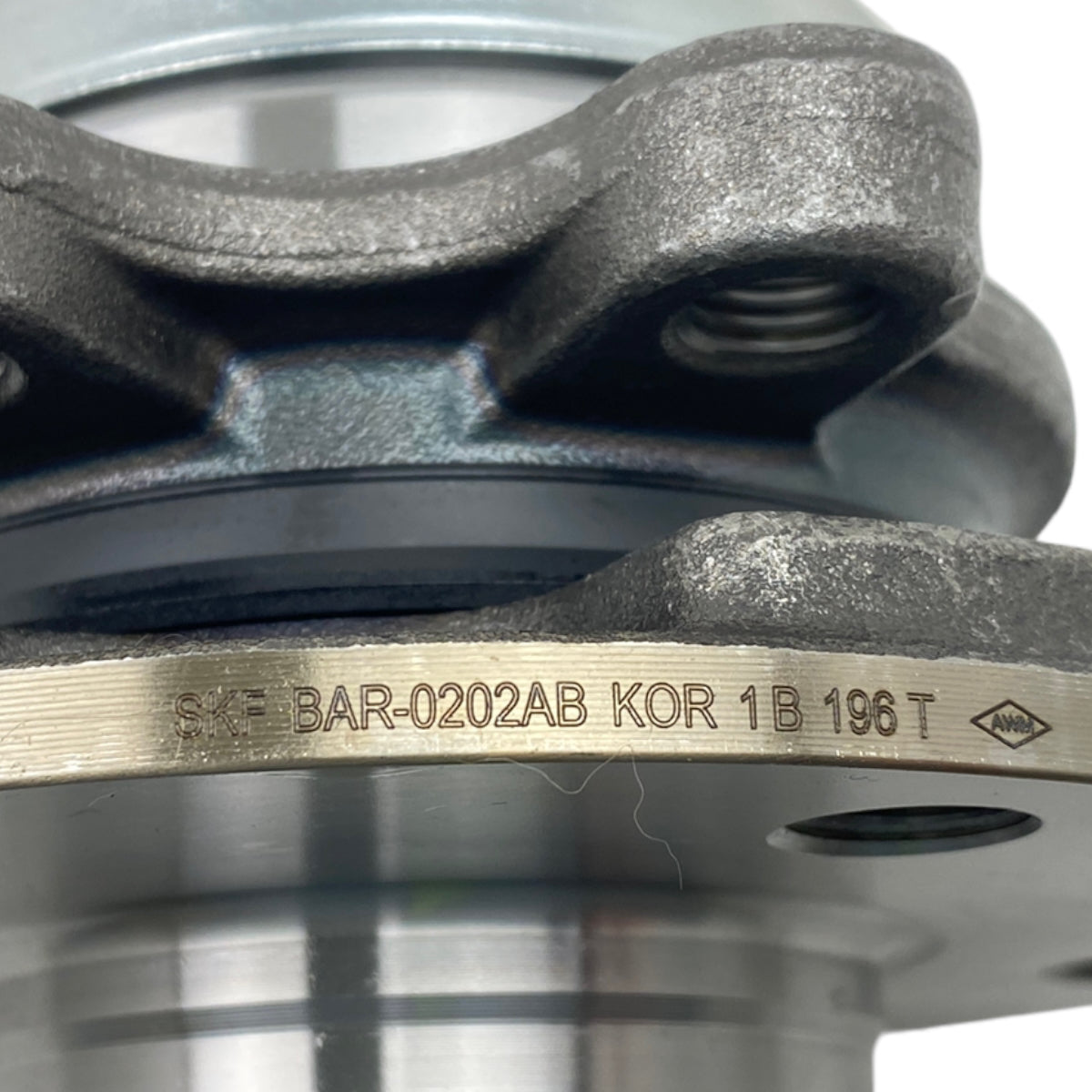 Pièce d'origine Moyeu de roue avec roulement avant pour Renault Laguna III 402104687R