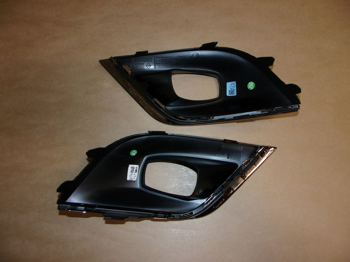 261A30735R_3.JPG