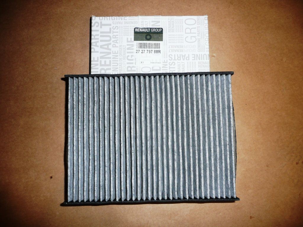 Filtre d’habitacle d’origine Renault — Scénic / Trafic — 272779788R — photographie de la pièce