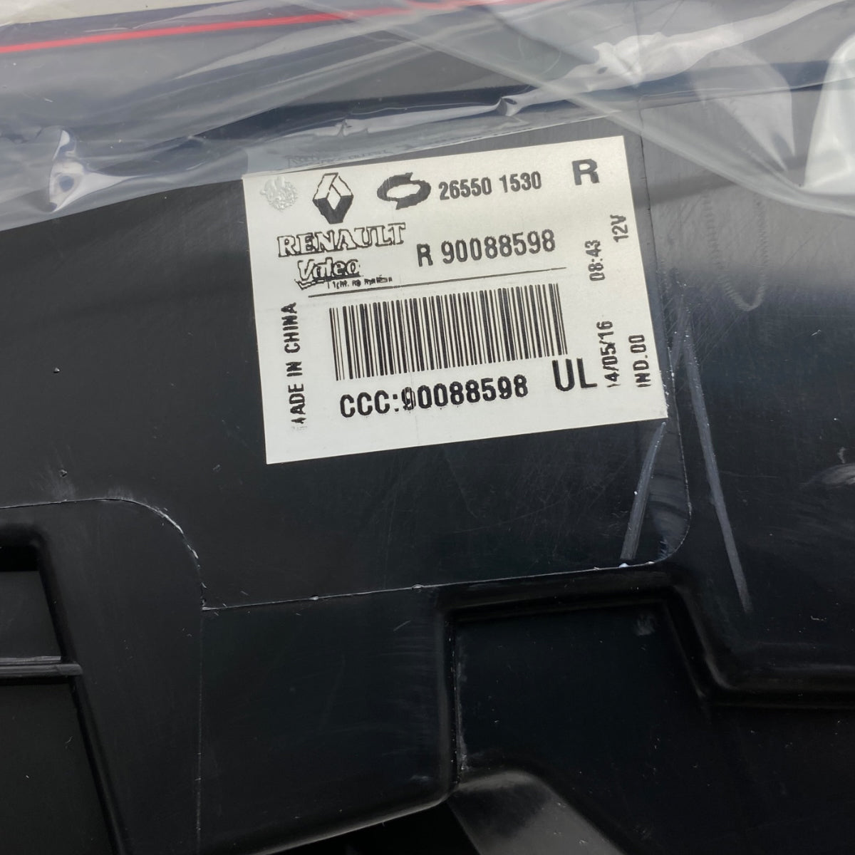 Pièce d'origine Feu arrière droit pour Renault Koleos II 265501530R