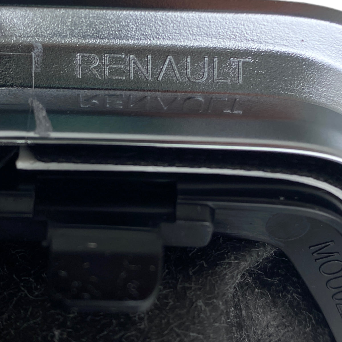 Pièce d'origine Soufflet et pommeau de levier de vitesse pour Renault Clio V 969353387R