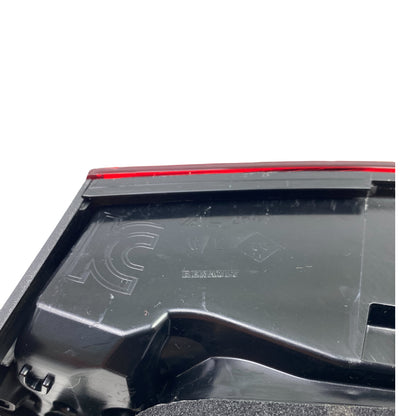 Pièce d'origine Feu arrière gauche pour Renault Talisman berline 265552154R