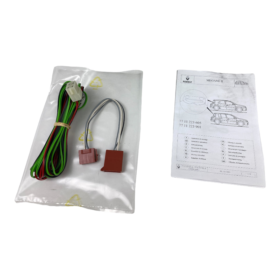 Pièce d'origine Plage arrière avec quatre haut-parleurs pour Renault Megane II 7711223605