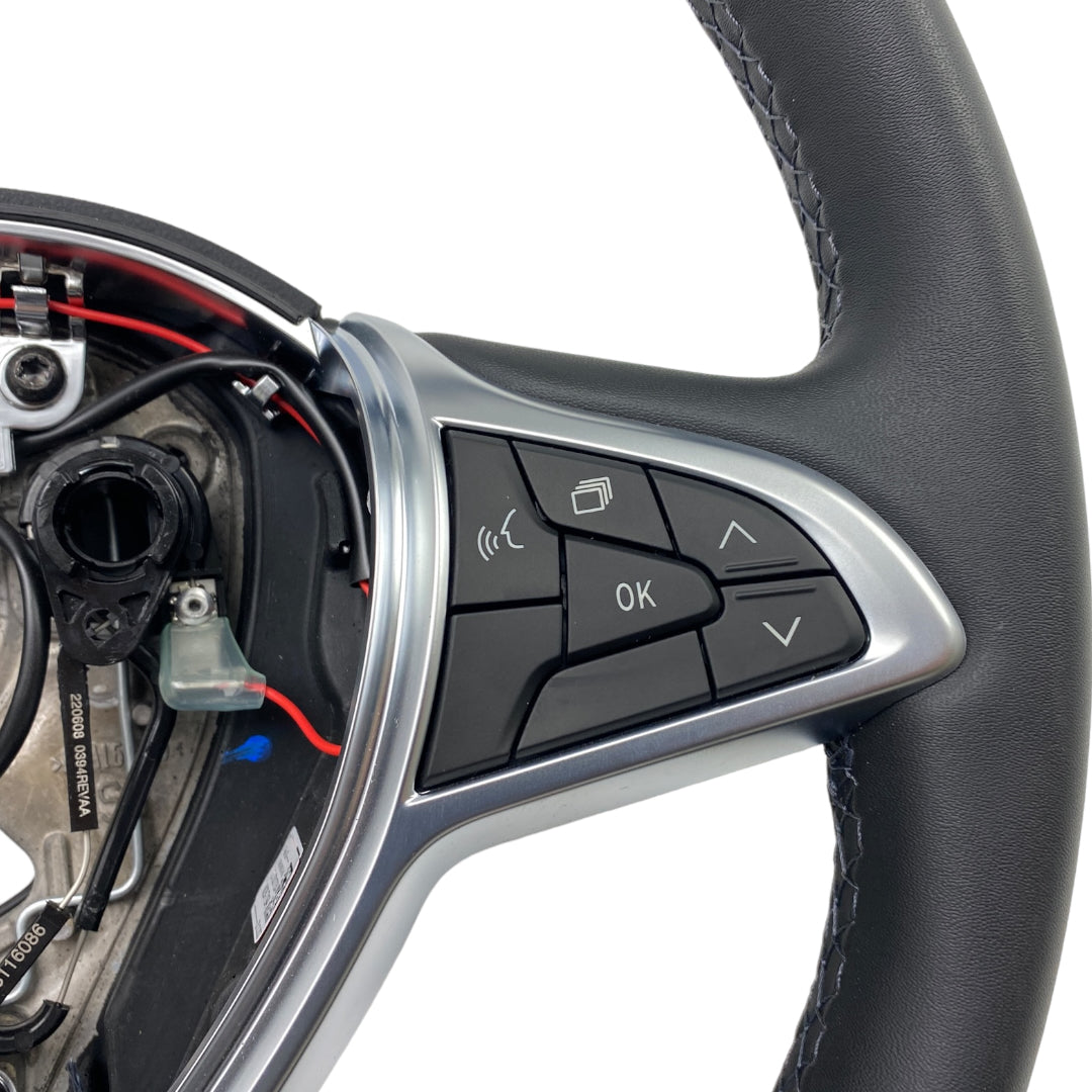 Pièce d'origine Volant pour Dacia Sandero III Logan III 484008065R