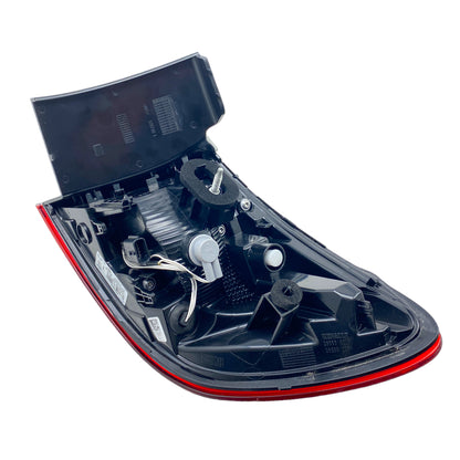 Pièce d'origine Feu arrière gauche pour Renault Clio V 265551550R
