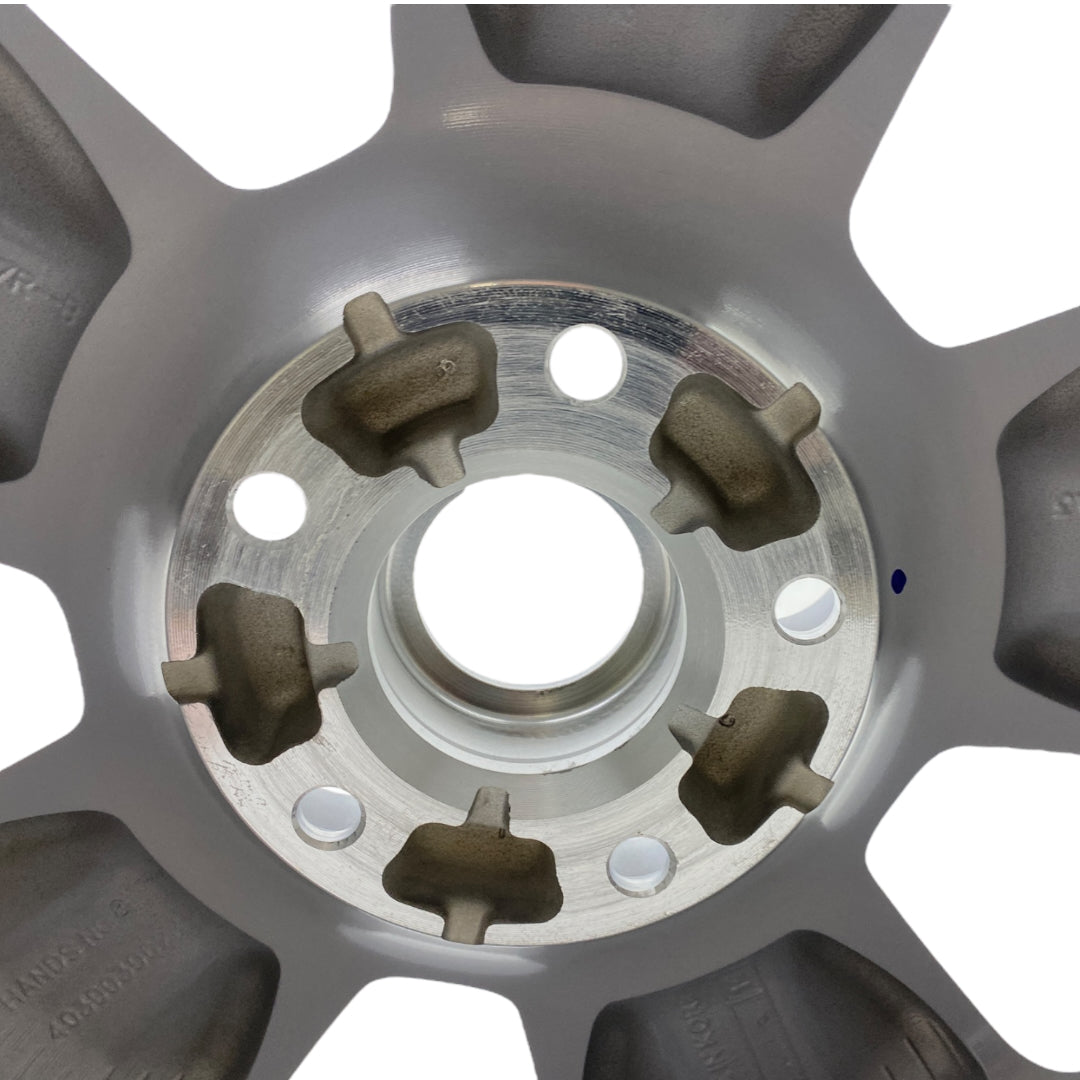 Pièce d'origine Jante alliage 16 pouces pour Dacia Duster I 403000953R