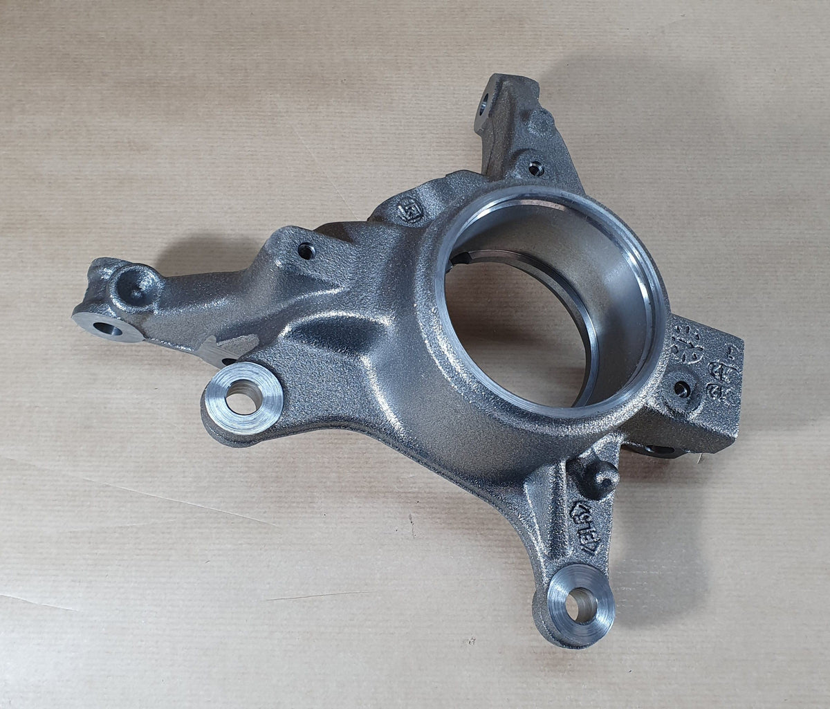Porte-fusée côté gauche pour Dacia Dokker / Lodgy / Sandero II — 400116210R — vue 2