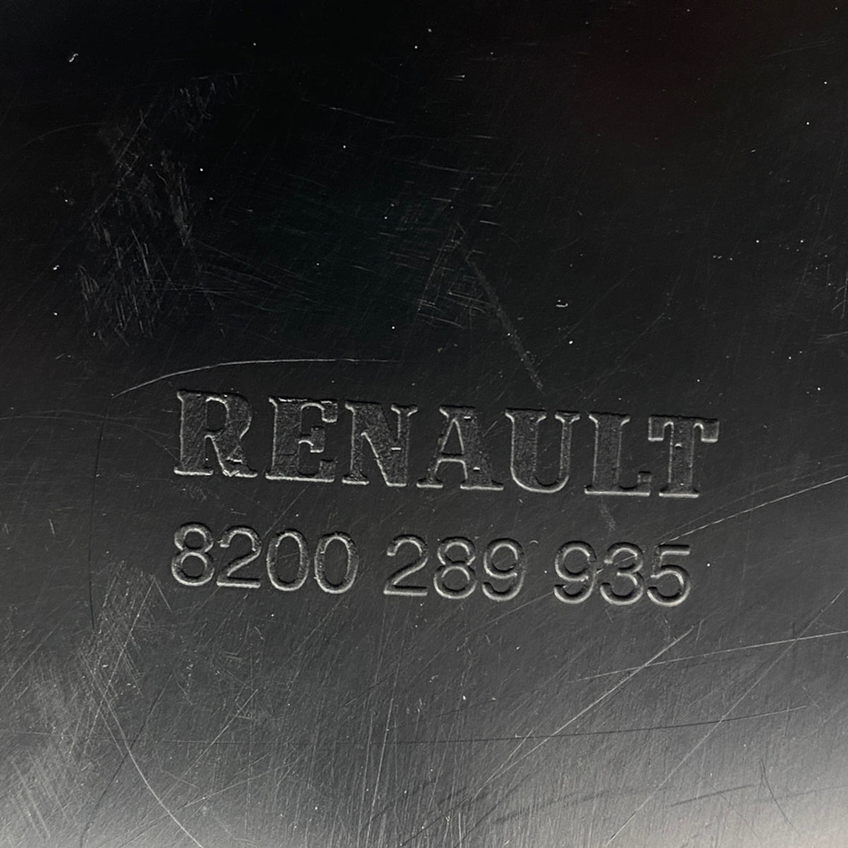 Pièce d'origine Passage de roue avant gauche section avant pour Renault Clio III 8200289935