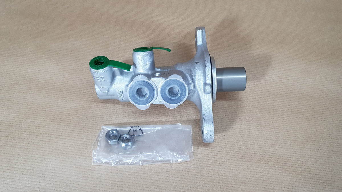 Maître-cylindre de frein pour Renault Captur / Clio IV — 460119686R — vue 2