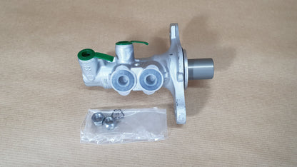 Maître-cylindre de frein pour Renault Captur / Clio IV — 460119686R — vue 2