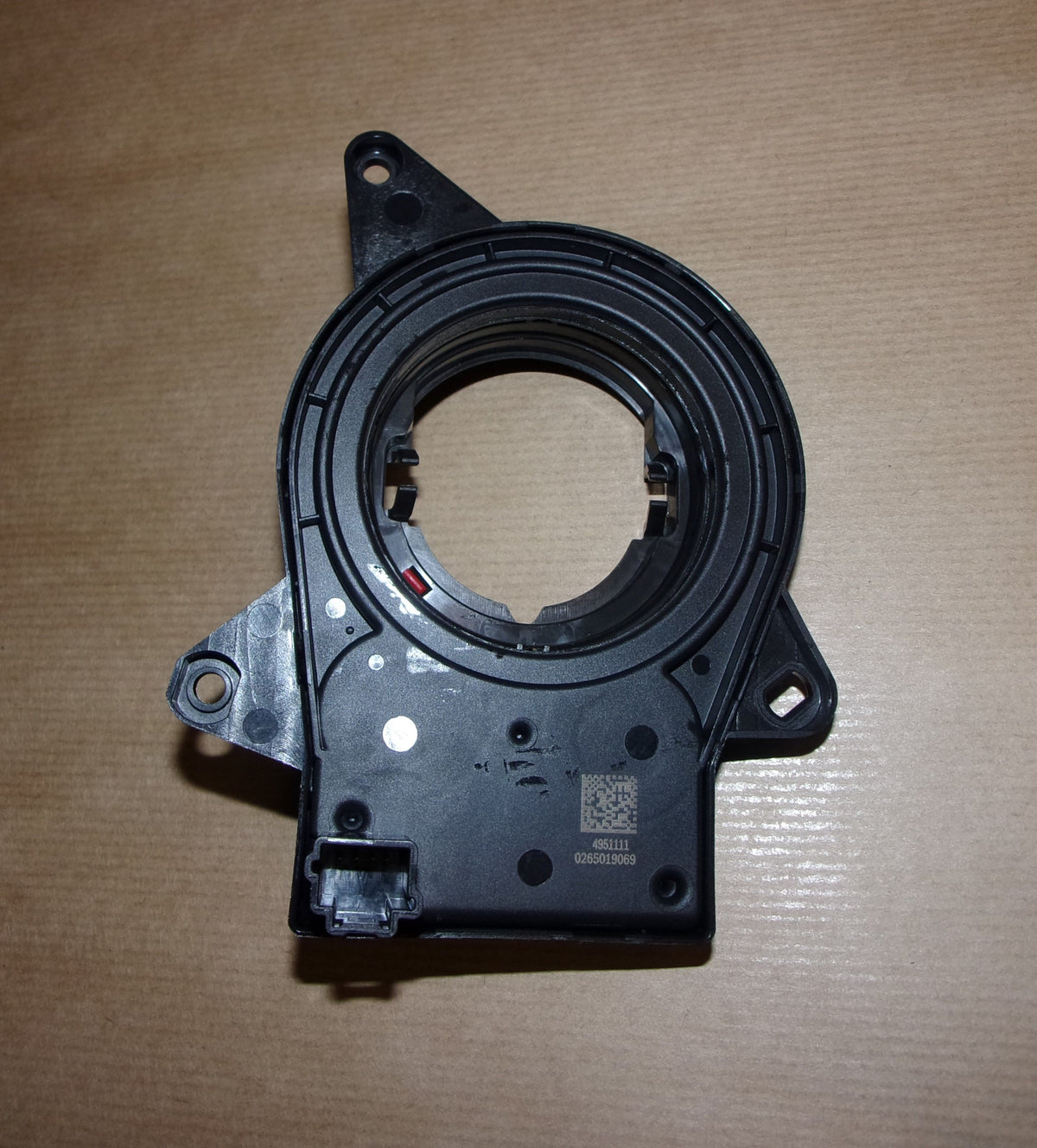 479457095R_2.JPG