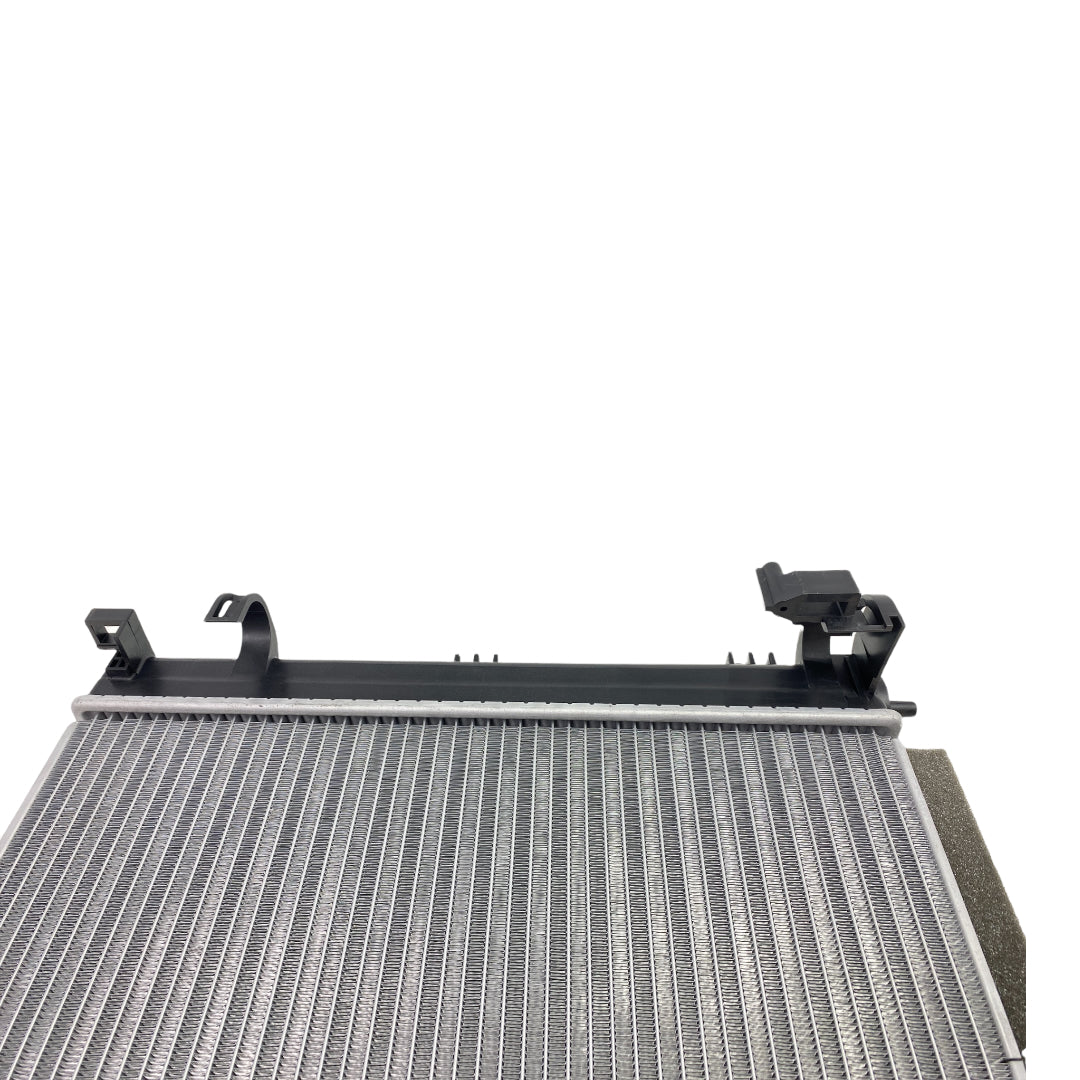 Pièce d'origine Radiateur moteur pour Renault Clio V Captur II 214103473R