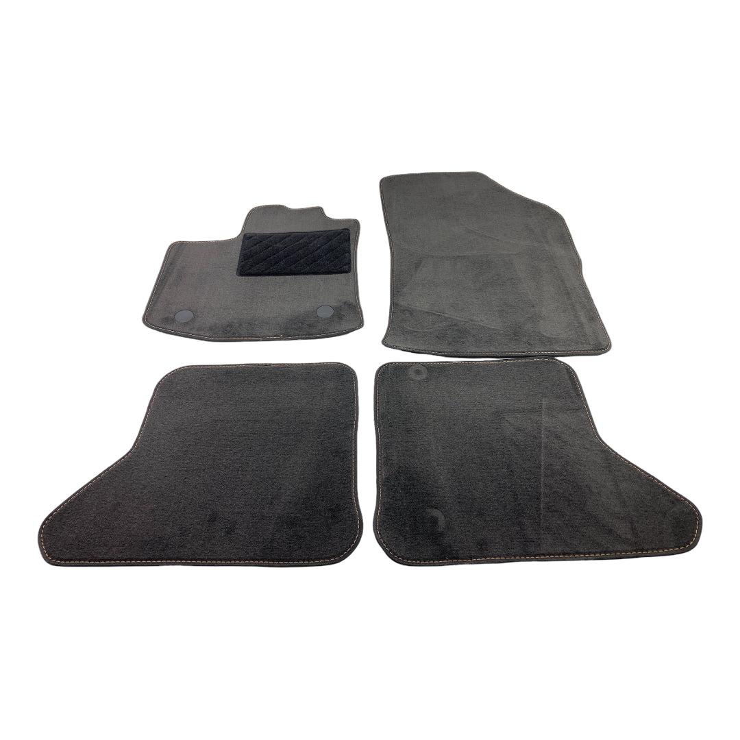Pièce d'origine Jeu de tapis de sol en velours pour Dacia Dokker 8201677586