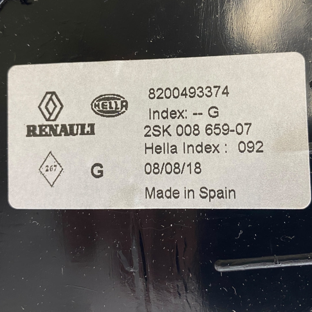 Pièce d'origine Feu arrière gauche pour Renault Scenic II 8200493374