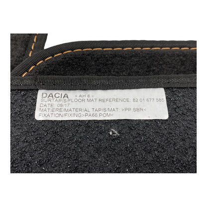 Pièce d'origine Tapis de sol en velours pour Dacia Lodgy 8201677585