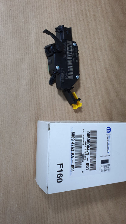 Contacteur d’embrayage pour Fiat Doblo — 50508479 — vue 1